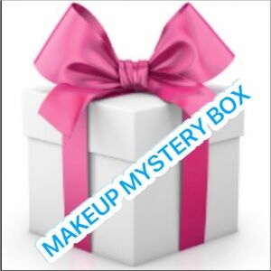 MAKEUP MYSTERY BOX NWT